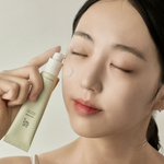 BEAUTY OF JOSEON Light On Serum Centella + Vita C (30ml) on skin